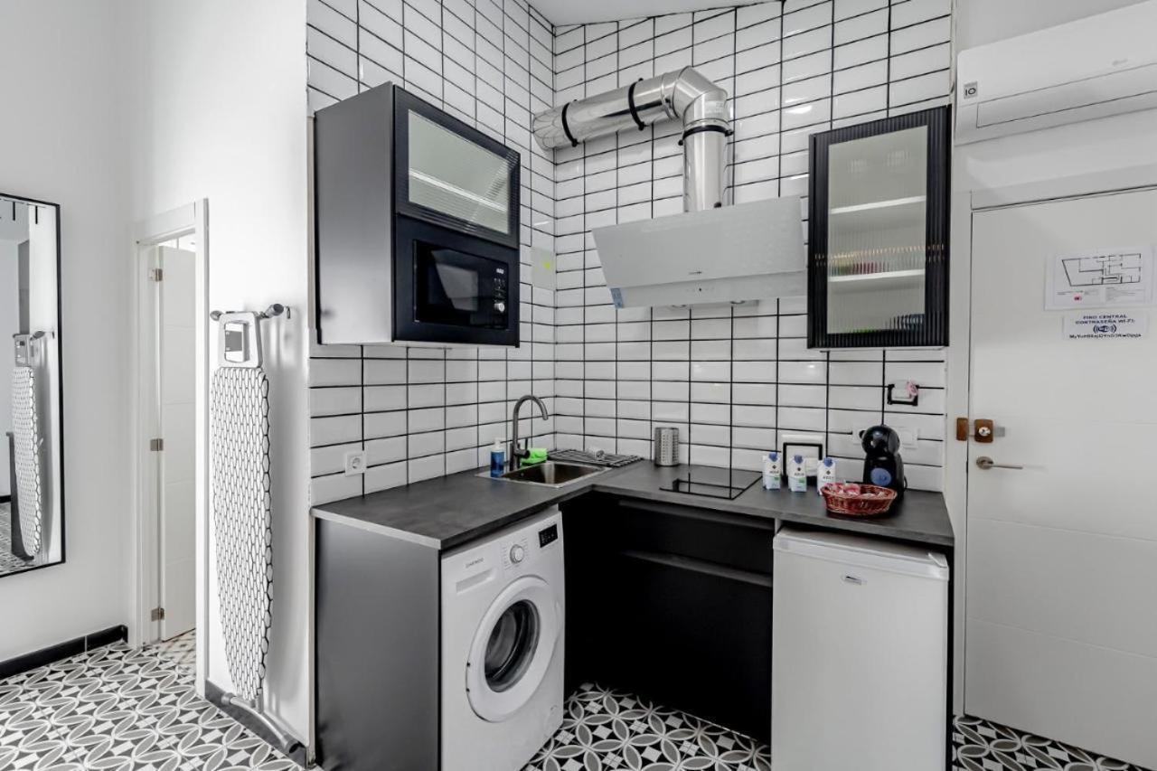 Apartamentos Pino Benidorm Bagian luar foto